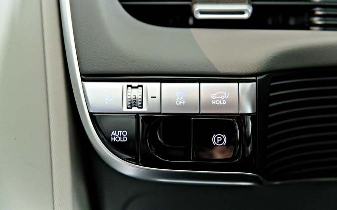 Hyundai IONIQ 5 cena 258714 przebieg: 8, rok produkcji 2024 z Radomsko małe 781